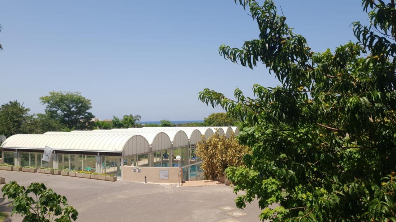 Holiday garden apartment Caesarea Exterior foto
