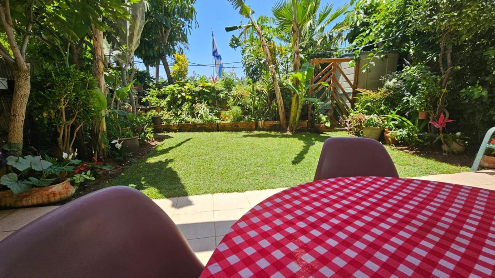 Holiday garden apartment Caesarea Exterior foto